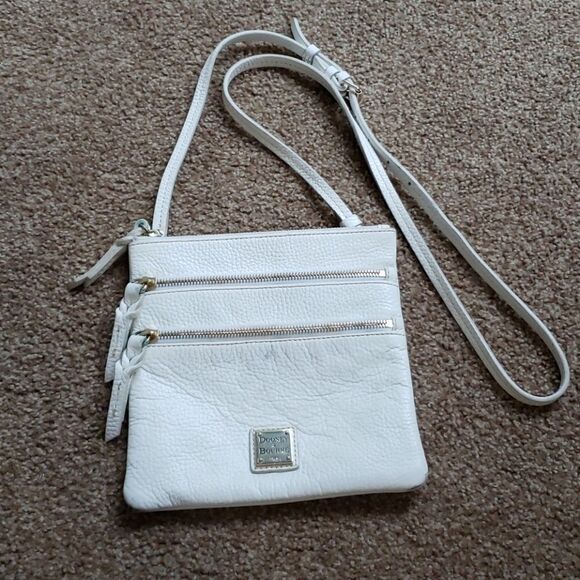 White Dooney & Bourke Pebble Triple Zip Crossbody  - Picture 2 of 4